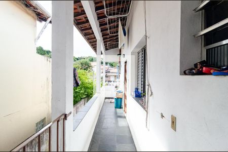 Casa à venda com 330m², 5 quartos e 4 vagasCorredor
