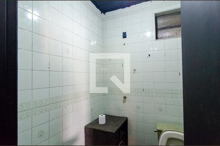 Casa à venda com 330m², 5 quartos e 4 vagasBanheiro do Stúdio 1