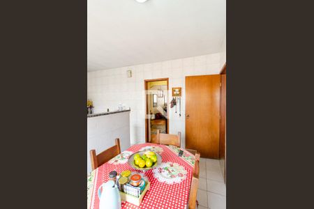 Casa à venda com 330m², 5 quartos e 4 vagasCozinha