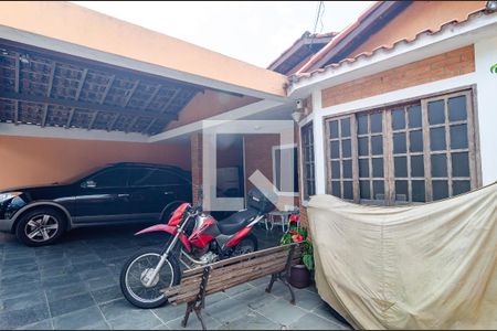 Casa à venda com 330m², 5 quartos e 4 vagasGaragem