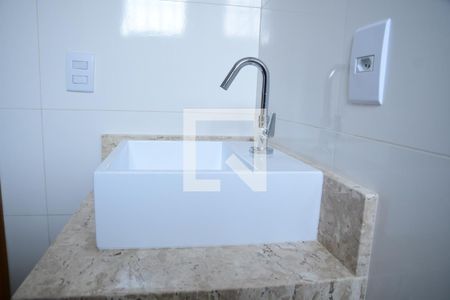 Apartamento para alugar com 65m², 2 quartos e sem vagaBanheiro