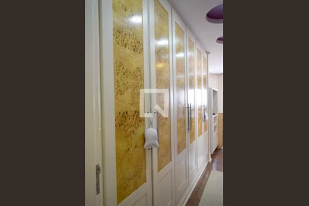 Apartamento à venda com 350m², 3 quartos e 4 vagasSuíte 1