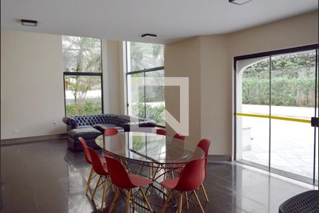 Apartamento à venda com 350m², 3 quartos e 4 vagasÁrea comum - Salão de festas