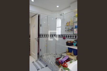 Apartamento à venda com 350m², 3 quartos e 4 vagasBanheiro da Suíte principal