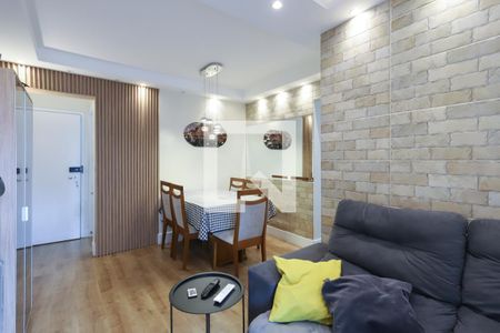 Sala de apartamento para alugar com 3 quartos, 70m² em Vila Nair, São Paulo