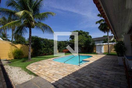 Casa à venda com 370m², 5 quartos e 3 vagas Casa à venda com 370m², 5 quartos e 3 vagasQuintal