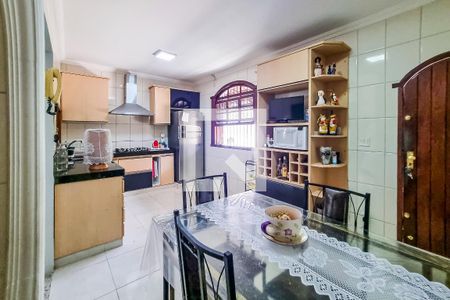 Casa à venda com 526m², 3 quartos e 6 vagasCozinha