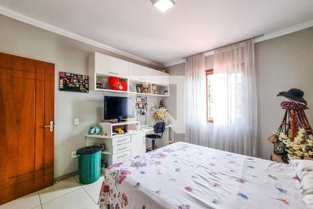 Casa à venda com 526m², 3 quartos e 6 vagasQuarto 1