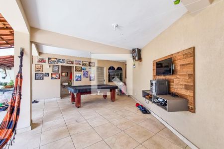 Casa à venda com 526m², 3 quartos e 6 vagasSalão de jogos