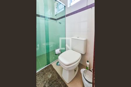 Casa à venda com 526m², 3 quartos e 6 vagasBanheiro Social