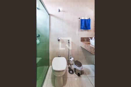 Casa à venda com 526m², 3 quartos e 6 vagasBanheiro 1