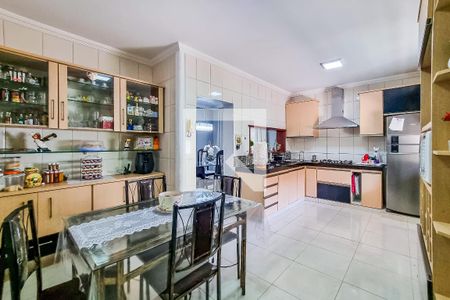 Casa à venda com 526m², 3 quartos e 6 vagasCozinha