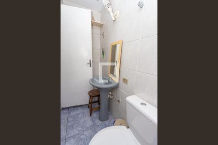 Casa à venda com 350m², 4 quartos e 4 vagasBanheiro social 1 