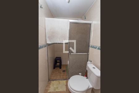 Casa à venda com 350m², 4 quartos e 4 vagasBanheiro da suíte 2