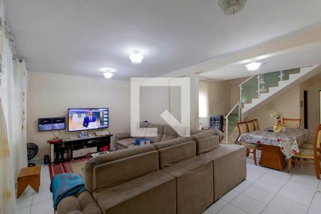 Sala de casa para alugar com 4 quartos, 500m² em Vila Nhocuné, São Paulo