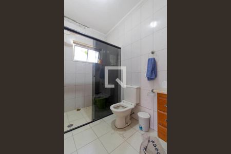 Casa à venda com 500m², 4 quartos e 3 vagas Casa à venda com 500m², 4 quartos e 3 vagasBanheiro de Serviço