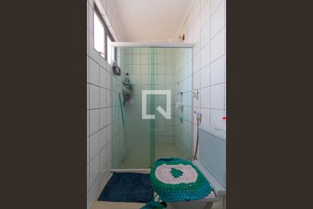 Casa à venda com 500m², 4 quartos e 3 vagas Casa à venda com 500m², 4 quartos e 3 vagasBanheiro Suíte