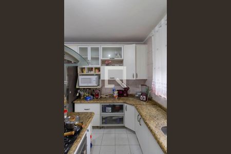 Casa à venda com 500m², 4 quartos e 3 vagas Casa à venda com 500m², 4 quartos e 3 vagasCozinha