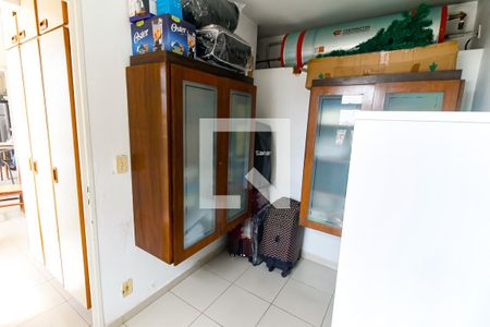 Apartamento à venda com 124m², 3 quartos e 2 vagasQuarto de Serviço