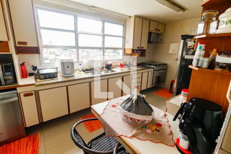Apartamento à venda com 124m², 3 quartos e 2 vagasCozinha - Armários