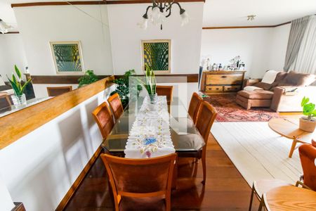 Detalhe Sala de apartamento à venda com 3 quartos, 124m² em Jardim Leonor, São Paulo