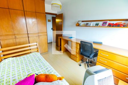 Apartamento à venda com 124m², 3 quartos e 2 vagasQuarto 2 - Armários