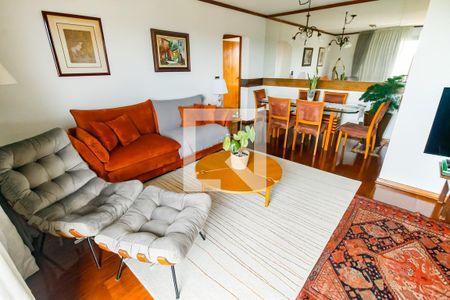 Sala de apartamento à venda com 3 quartos, 124m² em Jardim Leonor, São Paulo