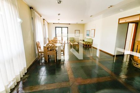 Apartamento à venda com 124m², 3 quartos e 2 vagasÁrea comum - Salão de festas