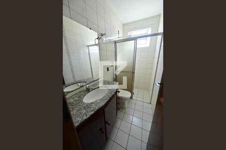 Banheiro  de casa para alugar com 4 quartos, 200m² em Setor Goiânia 2, Goiânia