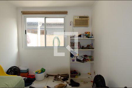 Casa de condomínio à venda com 257m², 5 quartos e 3 vagas Casa de condomínio à venda com 257m², 5 quartos e 3 vagasQuarto 4