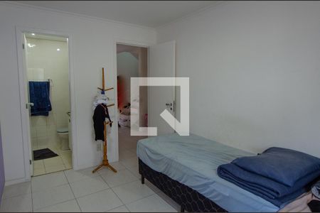 Casa de condomínio à venda com 257m², 5 quartos e 3 vagas Casa de condomínio à venda com 257m², 5 quartos e 3 vagasSuite 3