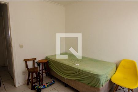 Casa de condomínio à venda com 257m², 5 quartos e 3 vagas Casa de condomínio à venda com 257m², 5 quartos e 3 vagasQuarto 4