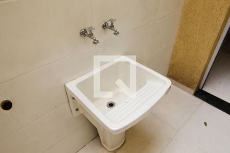 Apartamento à venda com 87m², 2 quartos e 1 vagaÁrea de Serviço