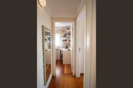 Apartamento à venda com 97m², 3 quartos e 1 vaga Apartamento à venda com 97m², 3 quartos e 1 vagaCorredor