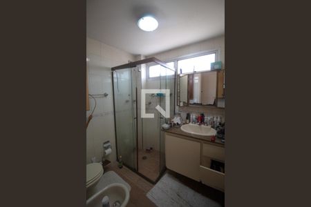 Apartamento à venda com 105m², 3 quartos e 1 vaga Apartamento à venda com 105m², 3 quartos e 1 vagaBanheiro da Suíte