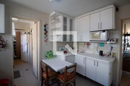 Apartamento à venda com 105m², 3 quartos e 1 vaga Apartamento à venda com 105m², 3 quartos e 1 vagaCozinha