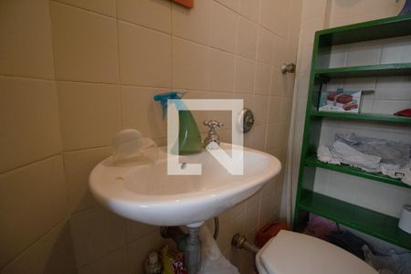 Apartamento à venda com 105m², 3 quartos e 1 vaga Apartamento à venda com 105m², 3 quartos e 1 vagaBanheiro de serviço