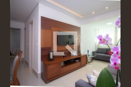 Sala de apartamento à venda com 3 quartos, 110m² em Indaiá, Belo Horizonte