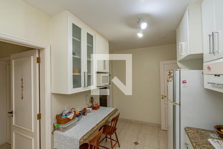 Casa de condomínio à venda com 202m², 3 quartos e 3 vagasCozinha