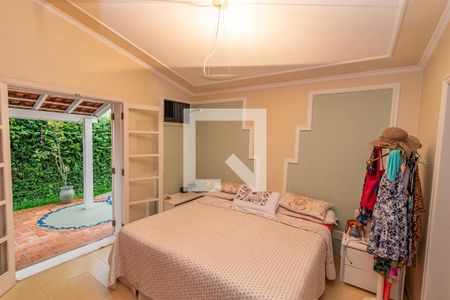 Casa de condomínio à venda com 202m², 3 quartos e 3 vagasSuite