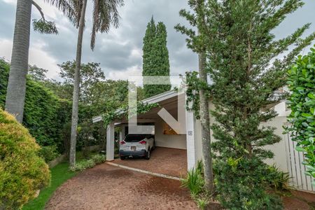 Casa de condomínio à venda com 202m², 3 quartos e 3 vagasFachada