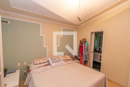 Casa de condomínio à venda com 202m², 3 quartos e 3 vagasSuite