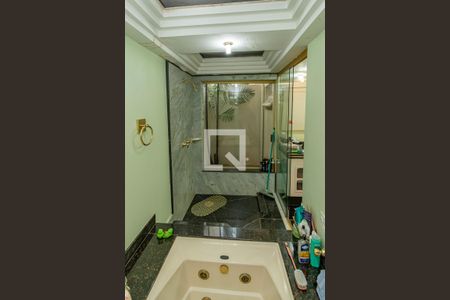 Casa de condomínio à venda com 202m², 3 quartos e 3 vagasBanheiro da Suíte