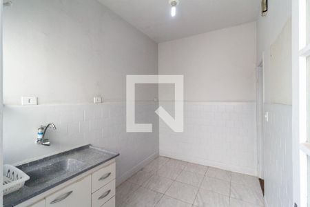 Apartamento à venda com 72m², 2 quartos e sem vaga Apartamento à venda com 72m², 2 quartos e sem vagaCozinha e área de serviço