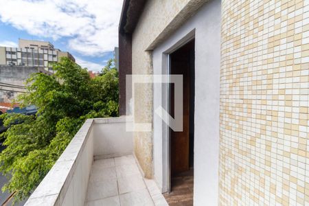 Apartamento à venda com 72m², 2 quartos e sem vaga Apartamento à venda com 72m², 2 quartos e sem vagaVaranda