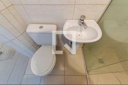 Banheiro de kitnet/studio para alugar com 1 quarto, 33m² em Bela Vista, São Paulo