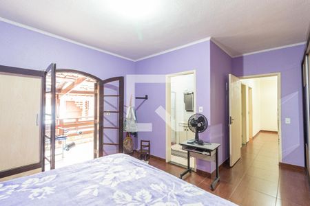 Casa à venda com 150m², 3 quartos e 5 vagasSuíte