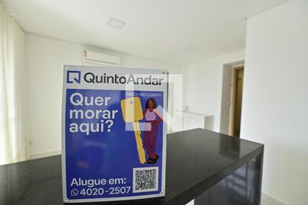 Sala
 de apartamento para alugar com 1 quarto, 51m² em Setor Marista, Goiânia