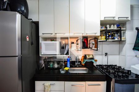 Apartamento para alugar com 48m², 2 quartos e 1 vaga Apartamento para alugar com 48m², 2 quartos e 1 vagaCozinha - Armários