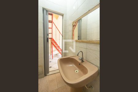 Casa para alugar com 70m², 2 quartos e 1 vagaLavabo